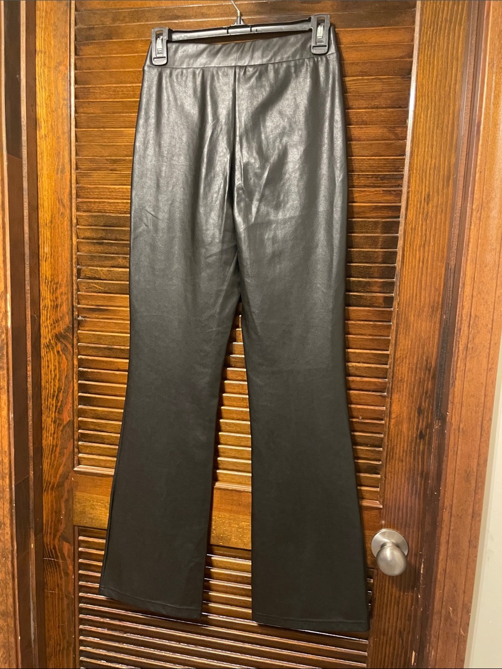 Aritzia Ten by Babaton Black Upstage Faux Leather Pant - Picture 9 of 9